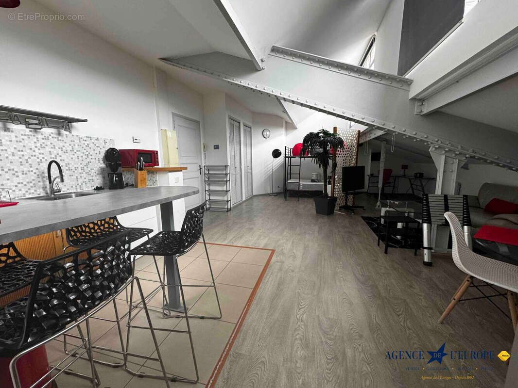 Appartement 39 m² à Vichy  - photo 2