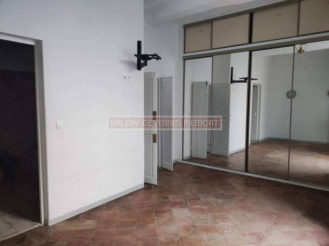 Maison à SAINT-HIPPOLYTE-DU-FORT