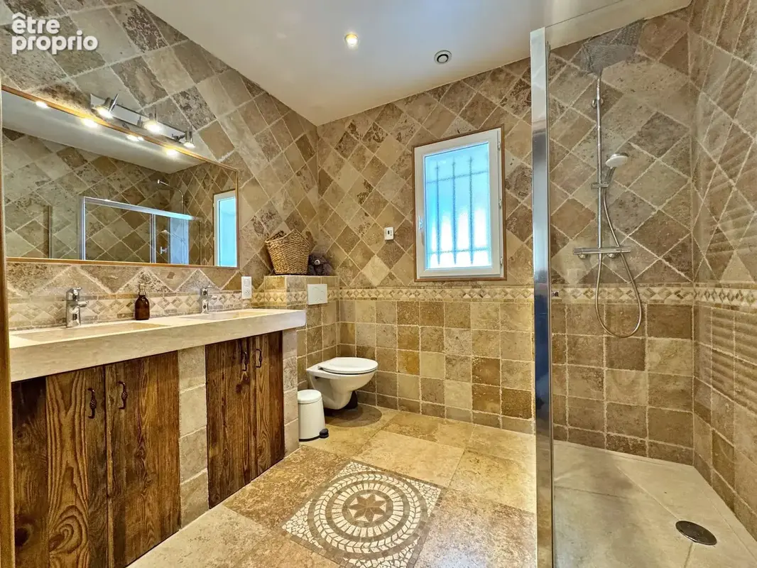 Maison 6 pièces 173 m² à vendre à Peyroules (04120) - photo 6