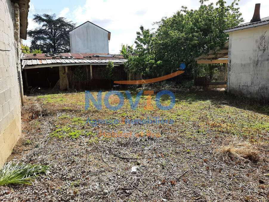 Appartement à SCORBE-CLAIRVAUX