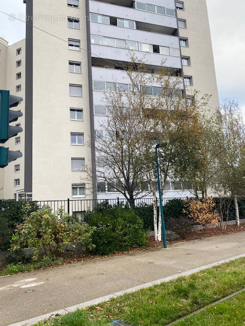 Appartement à GENNEVILLIERS