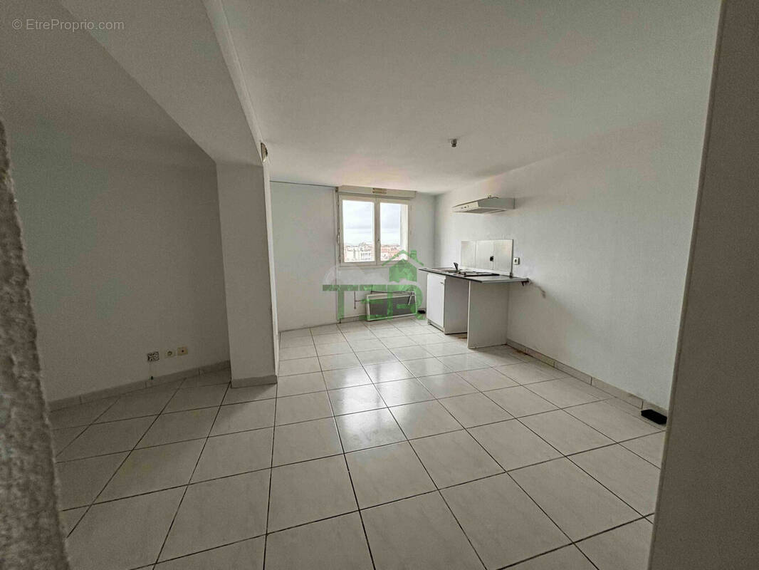 Appartement à BEZIERS