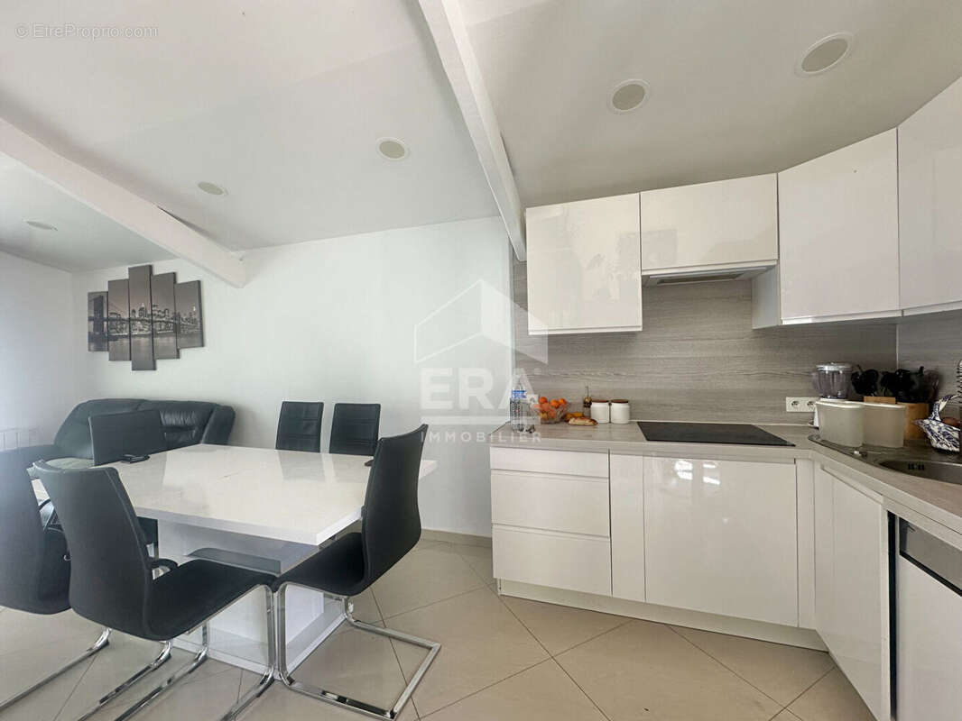 Maison à SARTROUVILLE