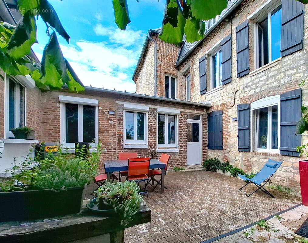 Maison à LISLET