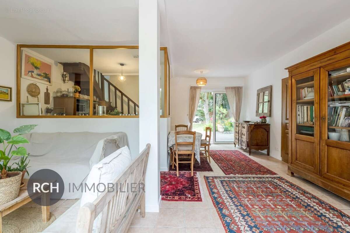 Maison à MONTFORT-L'AMAURY