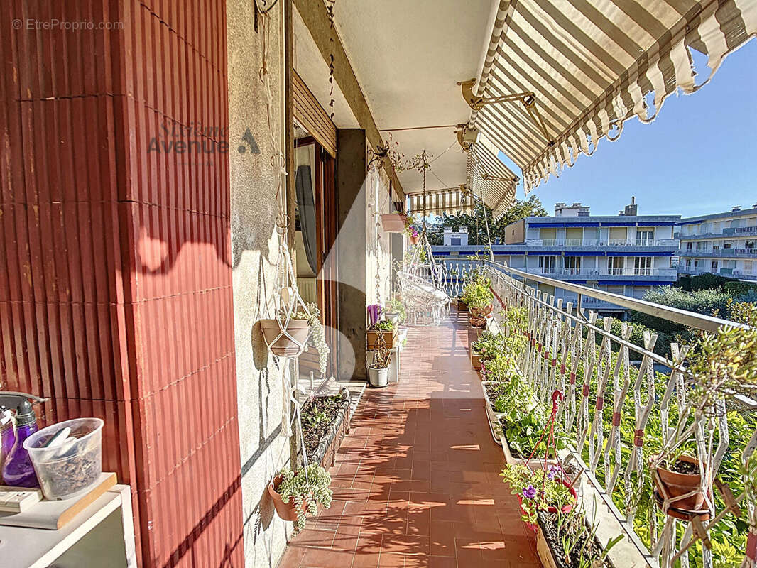 Appartement à LE CANNET