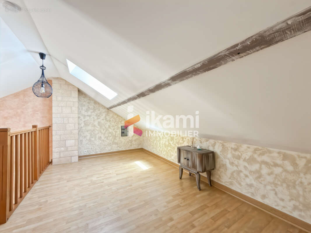 Maison 7 pièces de 102 m2 à Villeneuve sur Yonne 89500 - photo 14