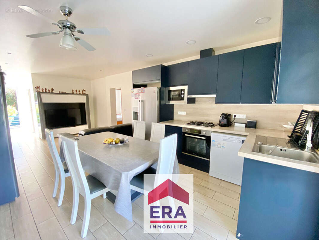 Maison à SARTROUVILLE