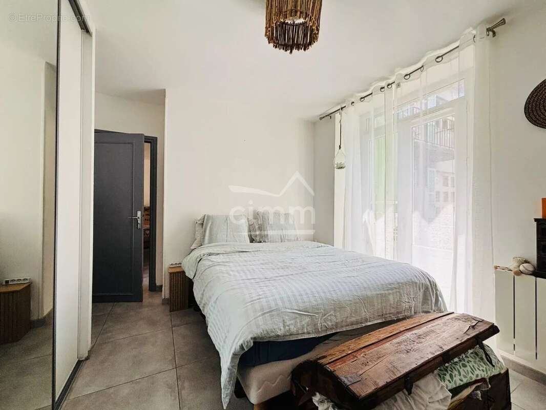 Appartement T3 rénové avec balcon à Sisteron - photo 3