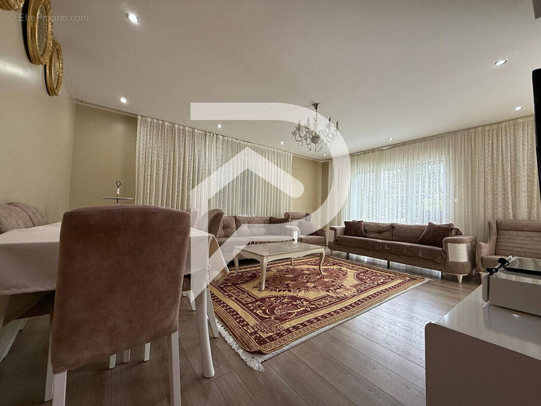 Appartement à LAIGNEVILLE