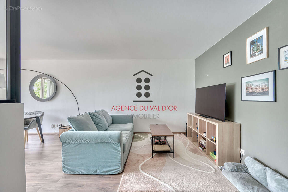 Appartement à SURESNES
