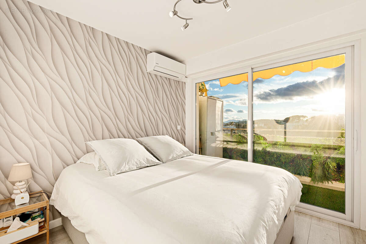 Appartement à LE CANNET