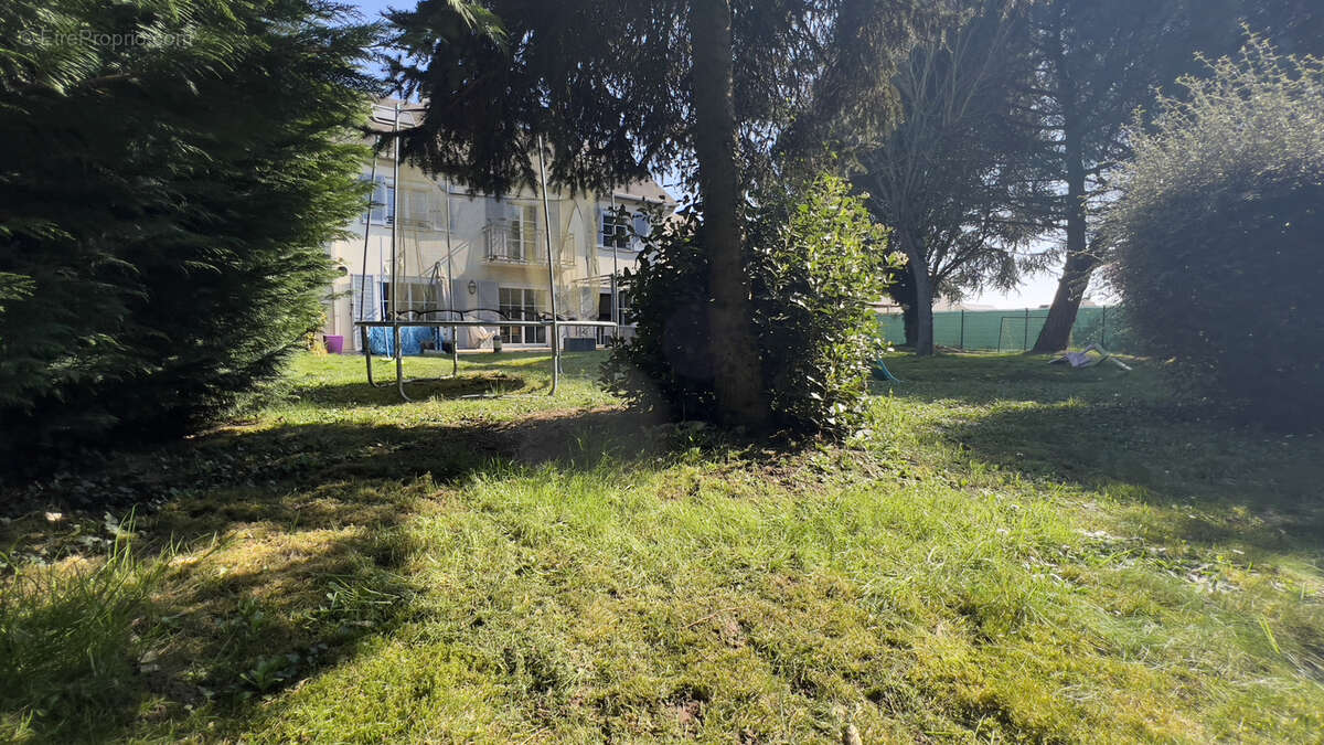 Maison à BOUTERVILLIERS