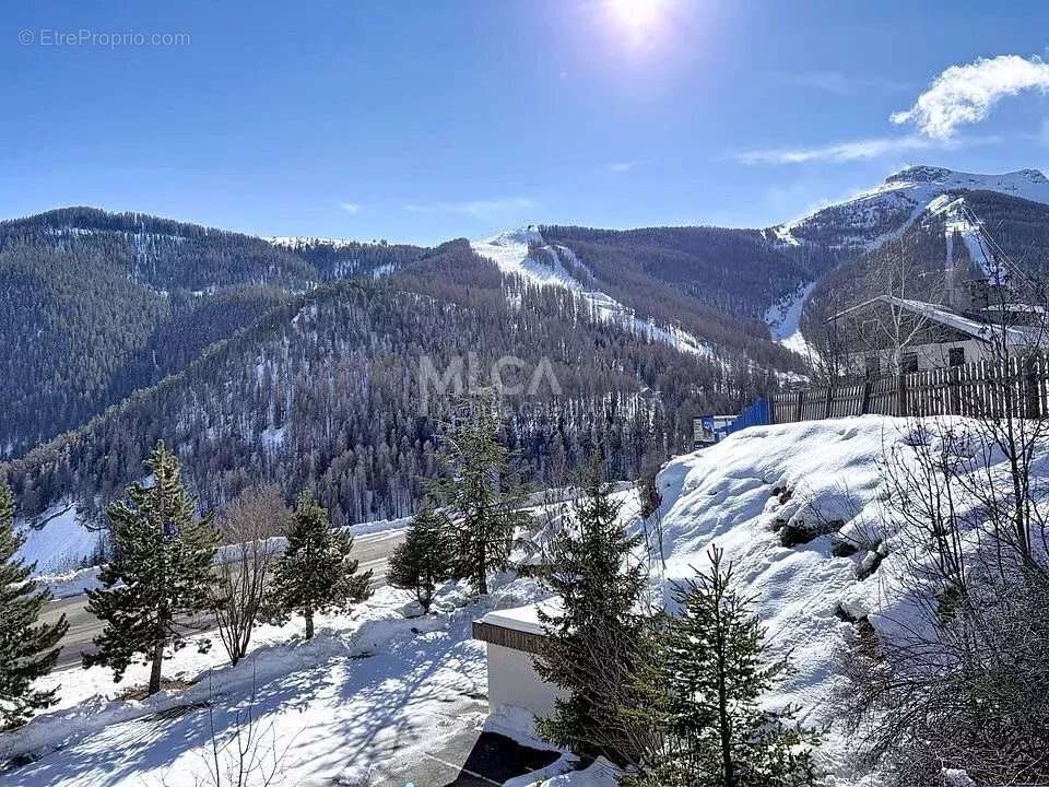 Appartement à SAINT-ETIENNE-DE-TINEE