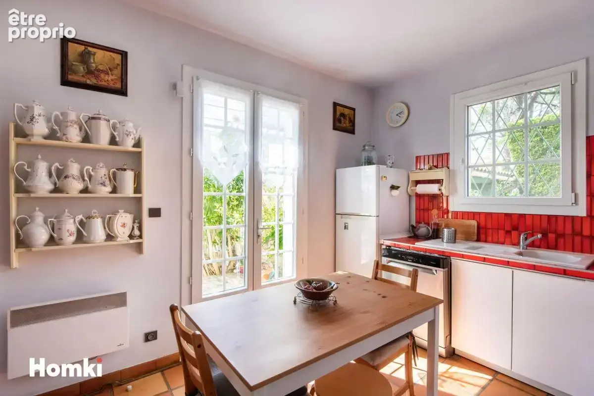 Maison/Villa T6 de 156 m² à Morières-lès-Avignon 84310 - photo 9