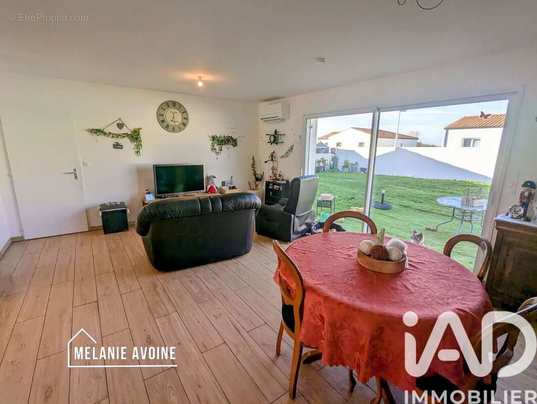 Photo 8 - Maison à BALLON