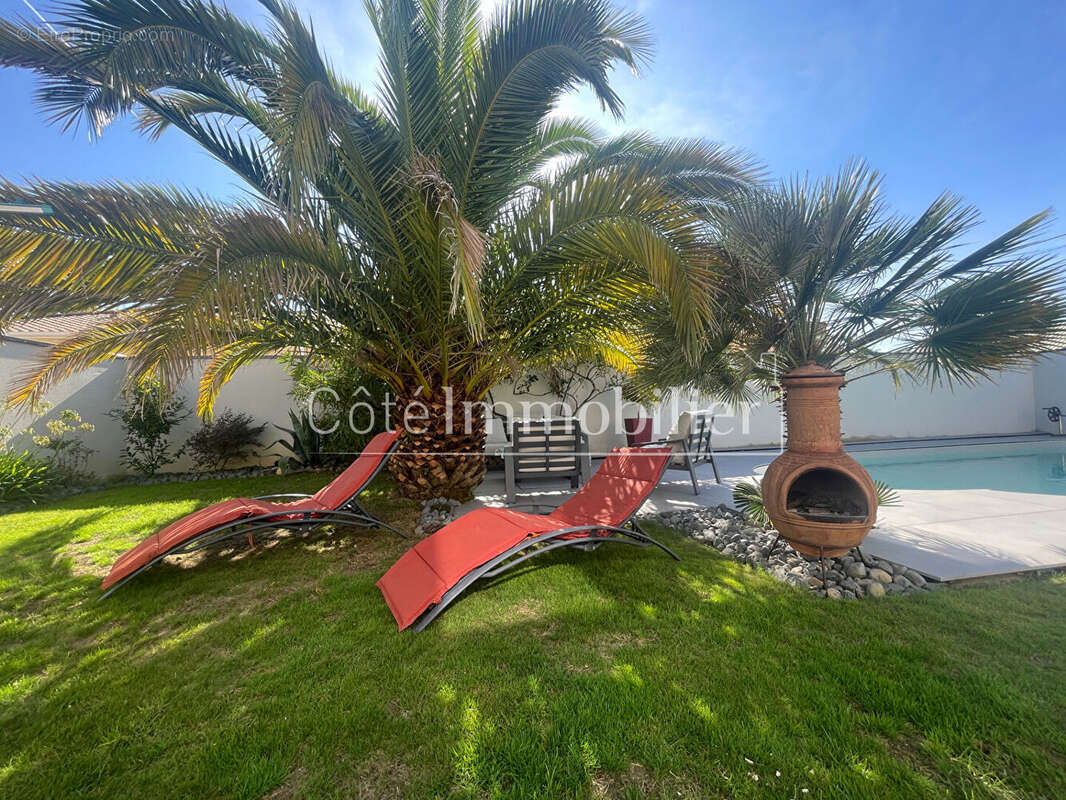 Maison à SAINT-LEGER-LES-VIGNES