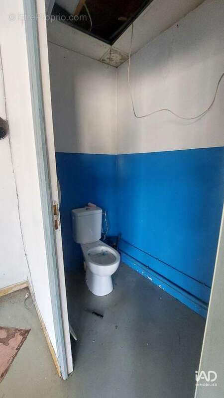 Photo 7 - Commerce à LAMOTHE-MONTRAVEL