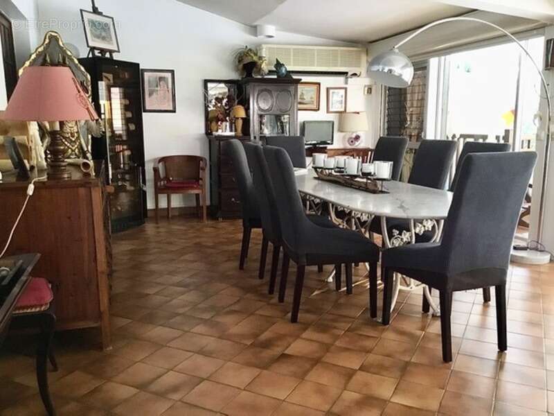 Maison à BAIE-MAHAULT