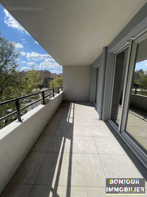 Appartement 82 m² à Voiron  - photo 2