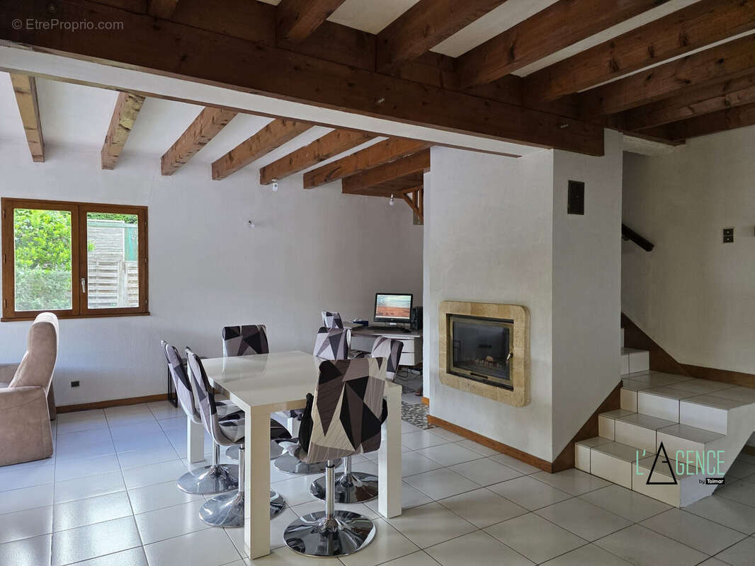 Maison 133 m² à Blanquefort  - photo 4