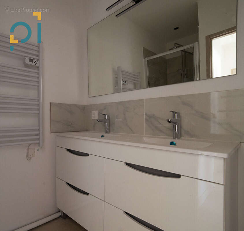 Appartement à LAMBESC