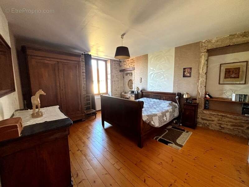 Maison à vendre 6 pièces - 200m2 - Grange - Terrain 960m² - NANTON - photo 13
