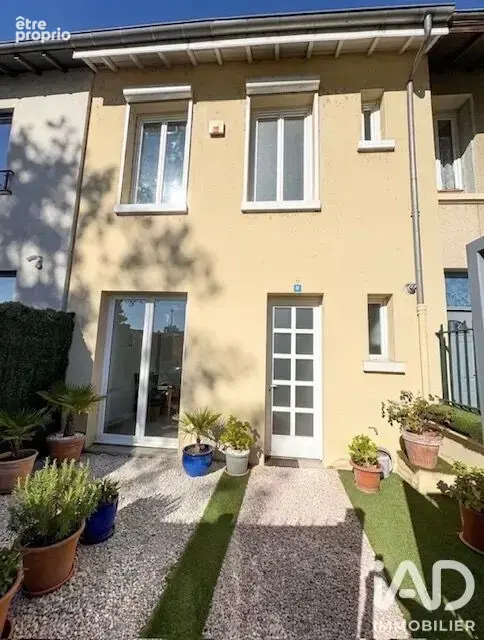 Photo 1 - Maison à VILLEURBANNE