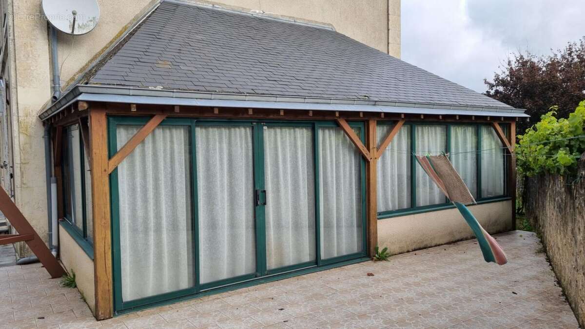 Maison de maître Asnieres Sur Vegre 7 pièce(s) 145 m2 - photo 3