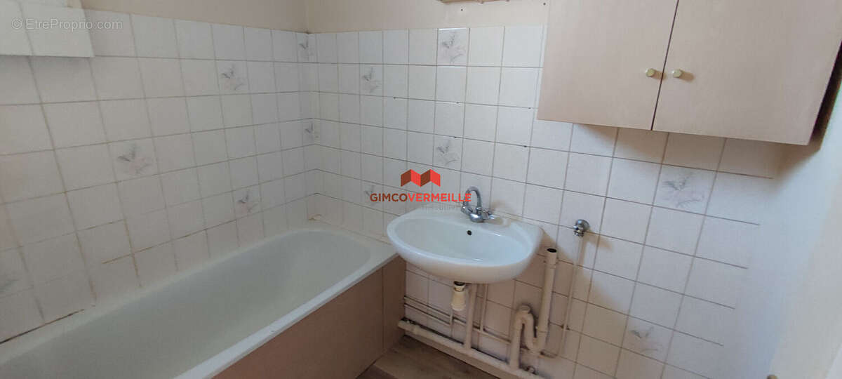 Appartement à LA CELLE-SAINT-CLOUD