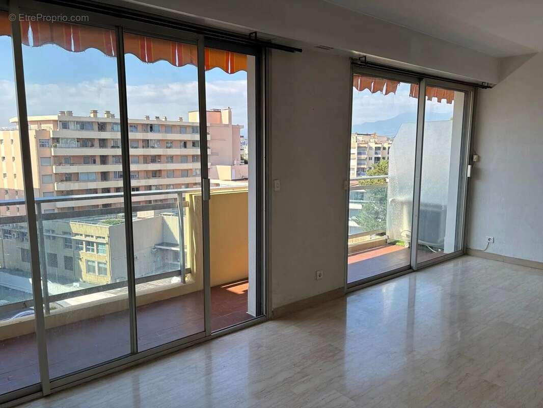 Appartement à CAGNES-SUR-MER