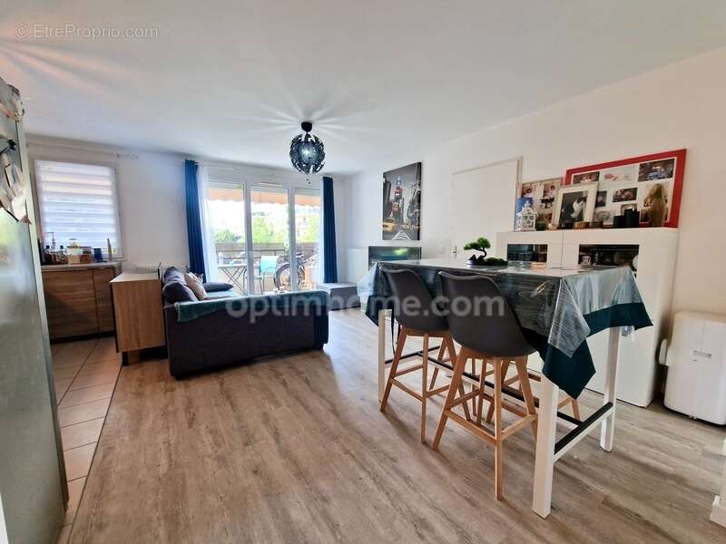 Appartement à CORBEIL-ESSONNES