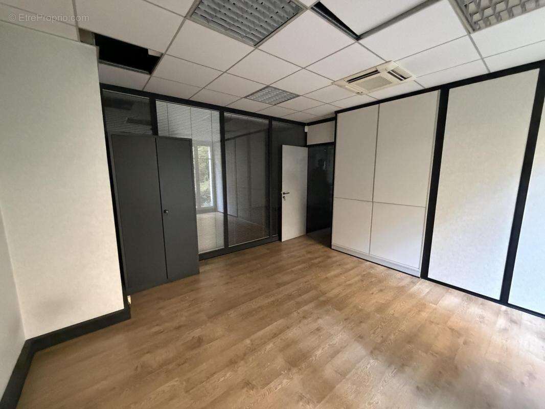 Bureaux de 218 m2 - Paris 8ème proche Champs-Élysées - photo 7