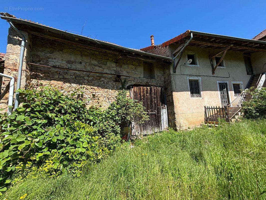 Maison à CLUNY