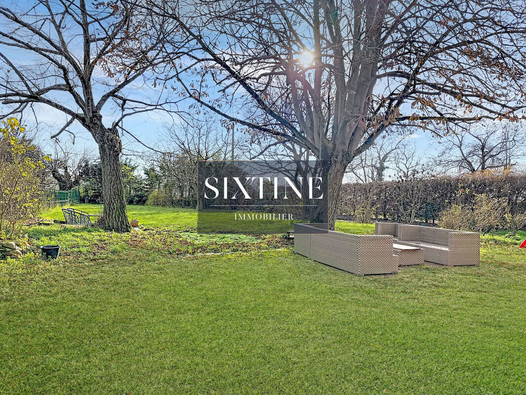 Maison à VILLE-SOUS-ANJOU