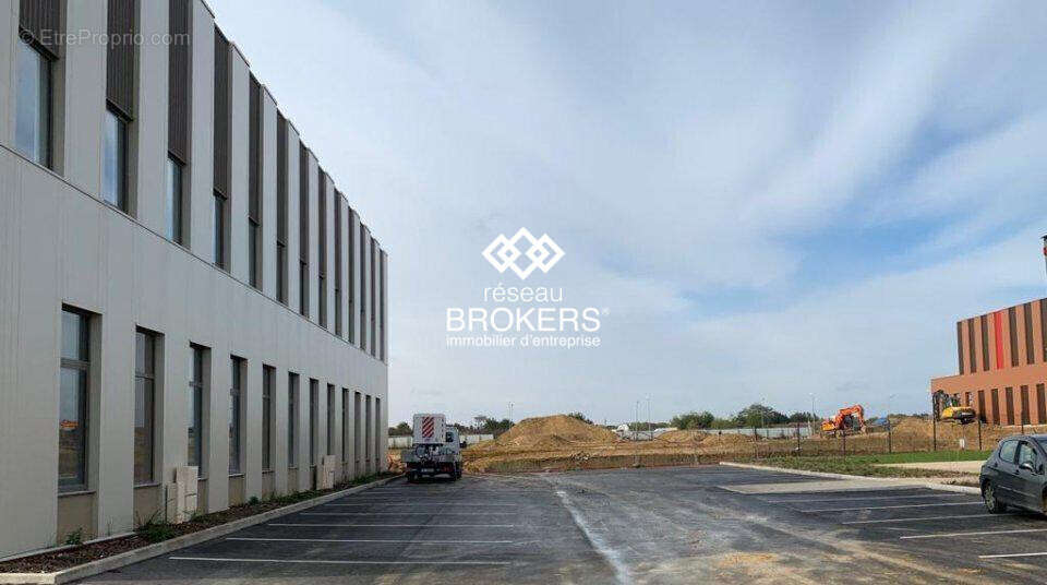 Commerce à TREMBLAY-EN-FRANCE