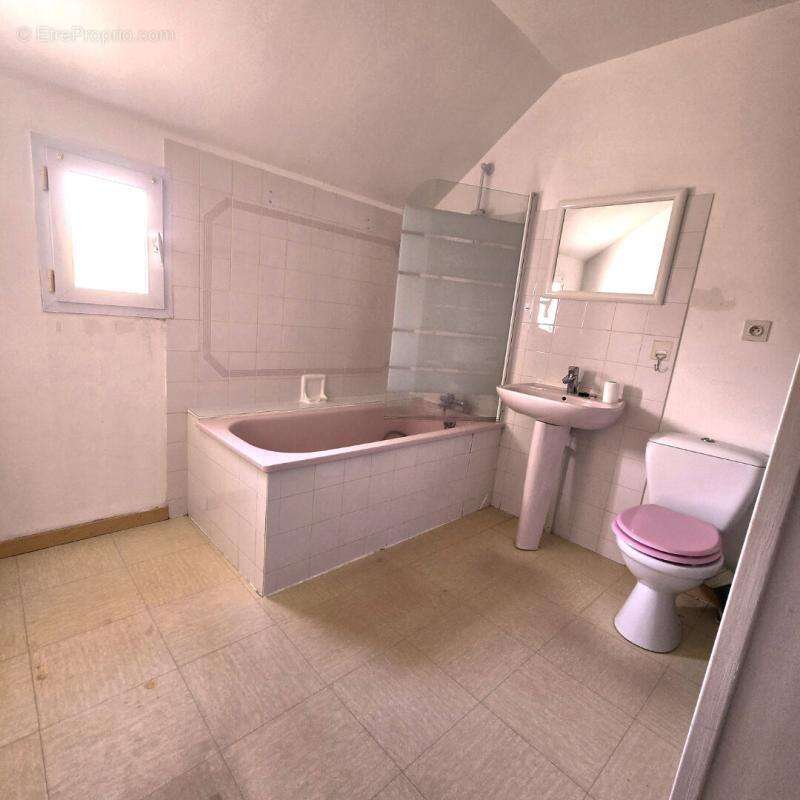 Maison à LA CHAPELLE-SUR-ERDRE