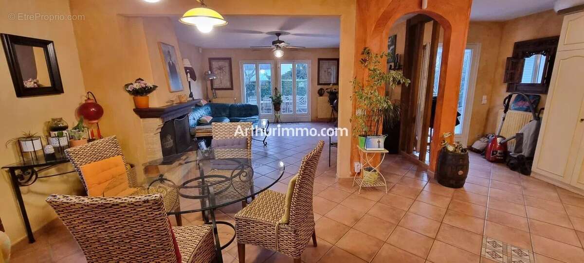 Maison à SUCY-EN-BRIE