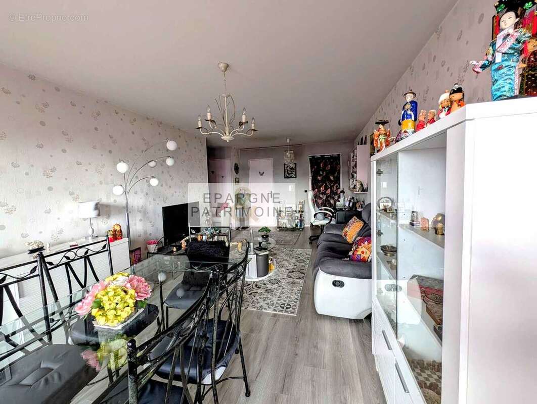 n°4 - Appartement à BRON