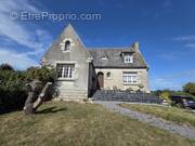 Maison à PLOUGOULM
