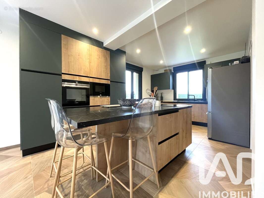 Photo 5 - Maison à CRESPIERES