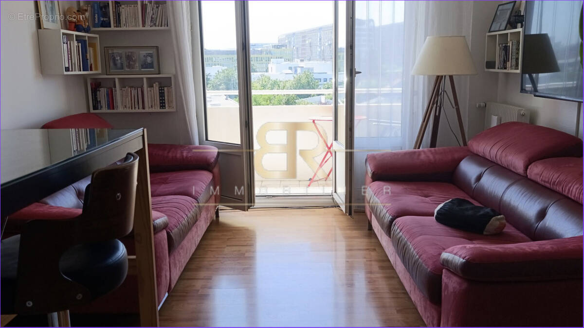 Appartement à FONTENAY-SOUS-BOIS