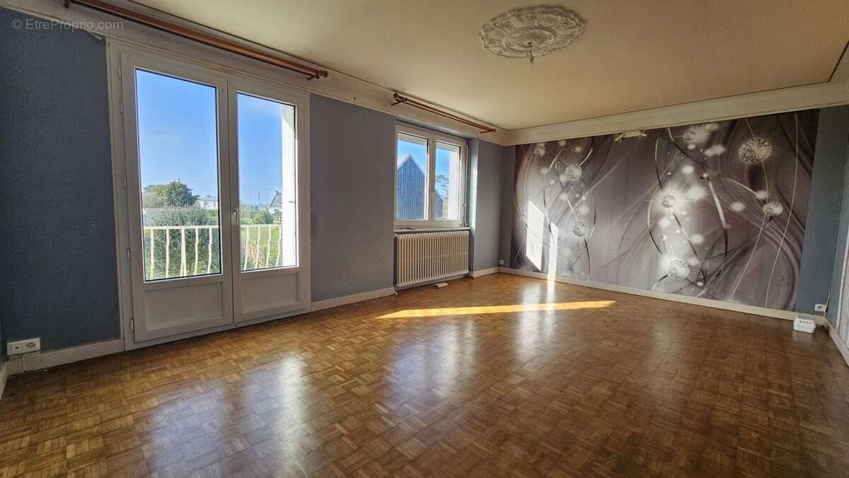 Maison à CAMARET-SUR-MER