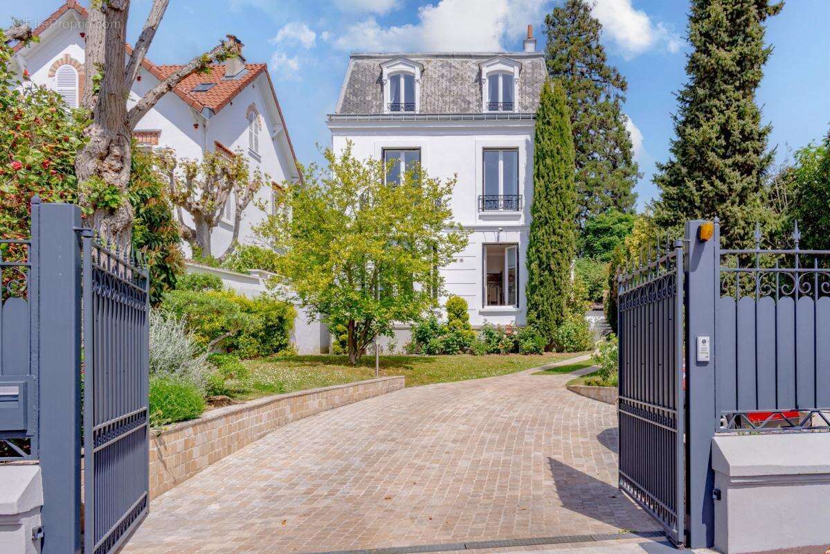 Maison à SAINT-CLOUD