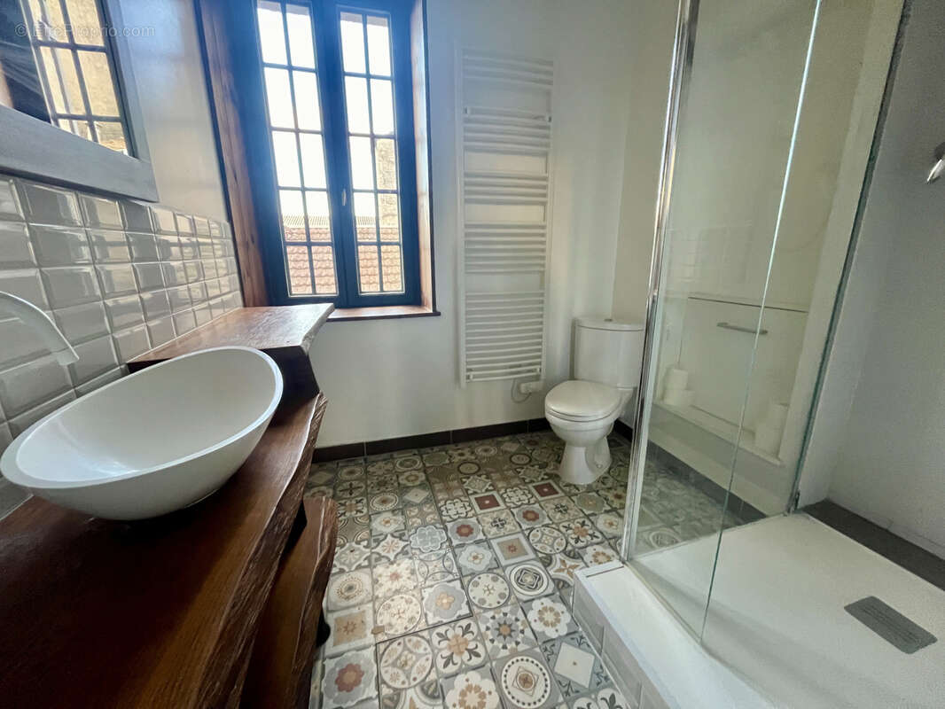 Périgueux   Charmant appartement rénové avec goût en plein cœur de ville - photo 7
