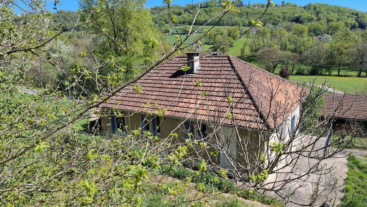 20260408125710 - Maison à BAGNAC-SUR-CELE