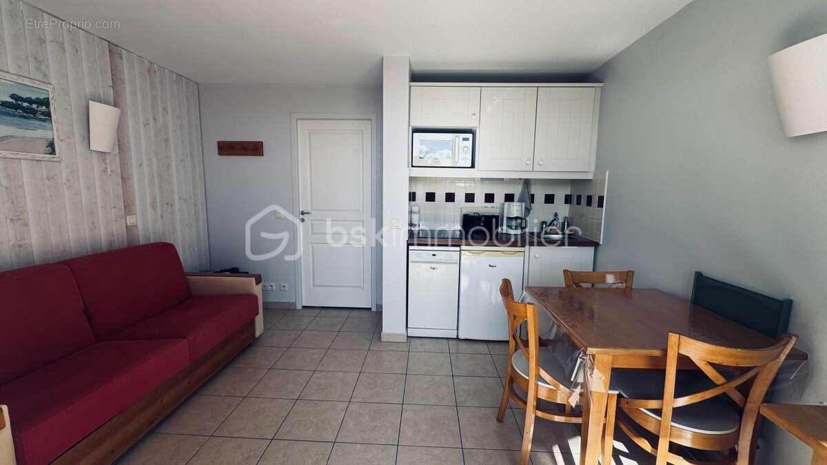 Appartement à MOLIETS-ET-MAA