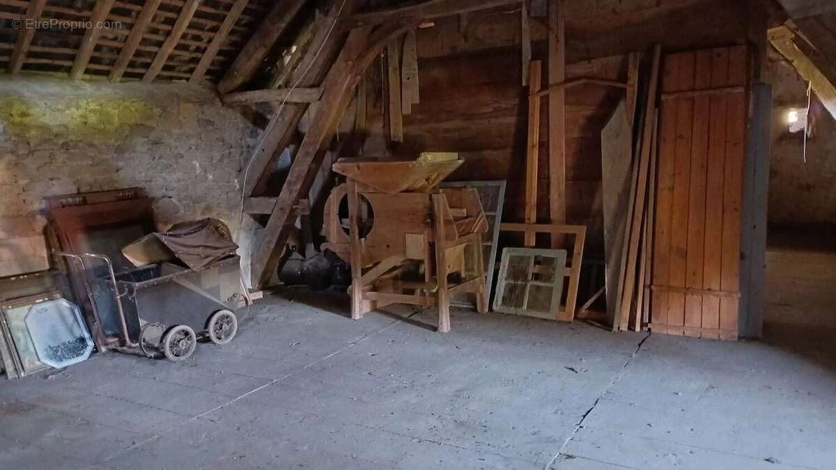 Maison à SAINT-CHABRAIS