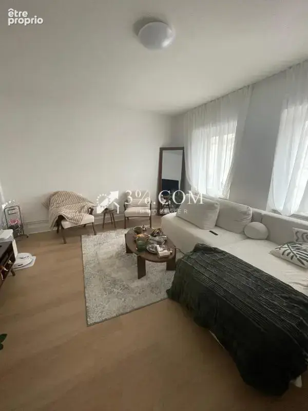 IMMEUBLE DE RAPPORT  Commerces et 8 appartements - photo 13