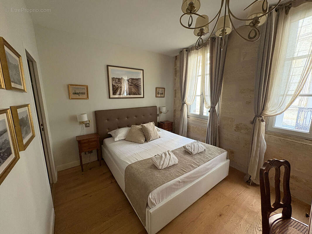 Appartement à BORDEAUX